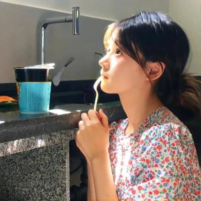 曼哈顿夜曲海报